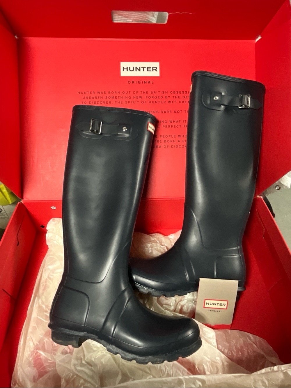 EUC HUNTER NAVY BLUE BOOTS WITH BOX size 8